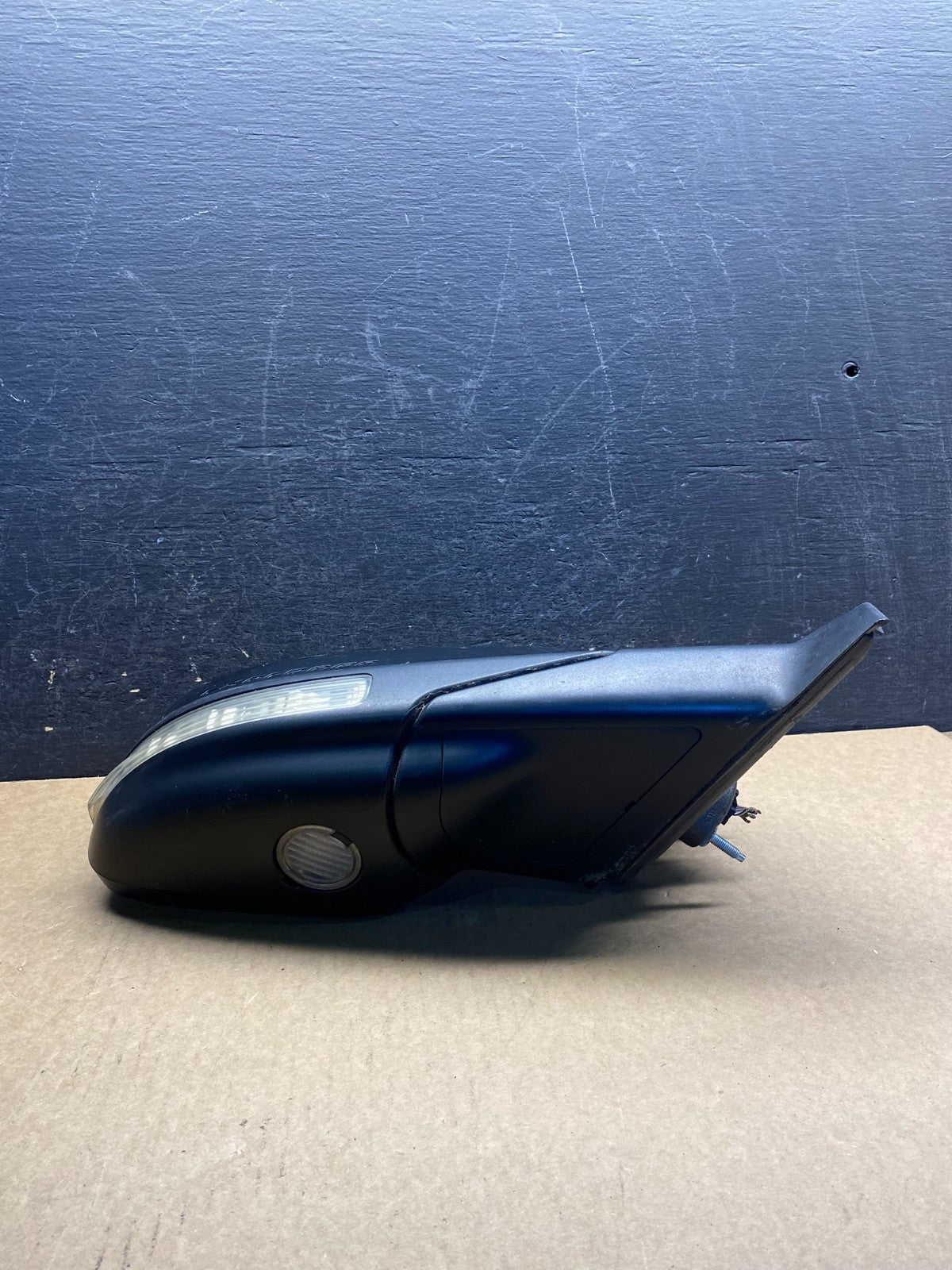 2011 to 2015 Ford Explorer Right Passenger View Door Mirror AG6019 DW3