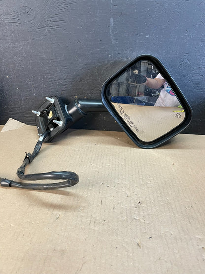 2003 to 2005 Hummer H2 Front Right Passenger RH View Door Mirror AE1137 DW6