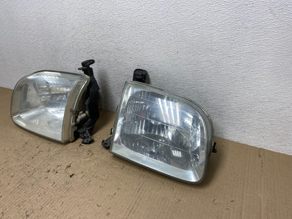 2001-2004 Toyota Sequoia Left+Right Side Halogen Headlights AF2827 DW1