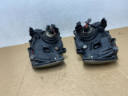 2002 2003 2004 Nissan Xterra Left+Right Side Headlights AF9868 DW12