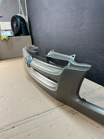 1998 1999 2000 Toyota Sienna Front Upper Mesh Grill Grille AD8412 DG3