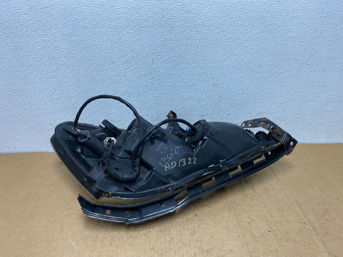 2003 - 2007 Honda Accord Left Driver LH Halogen Headlight AD1322 DW6