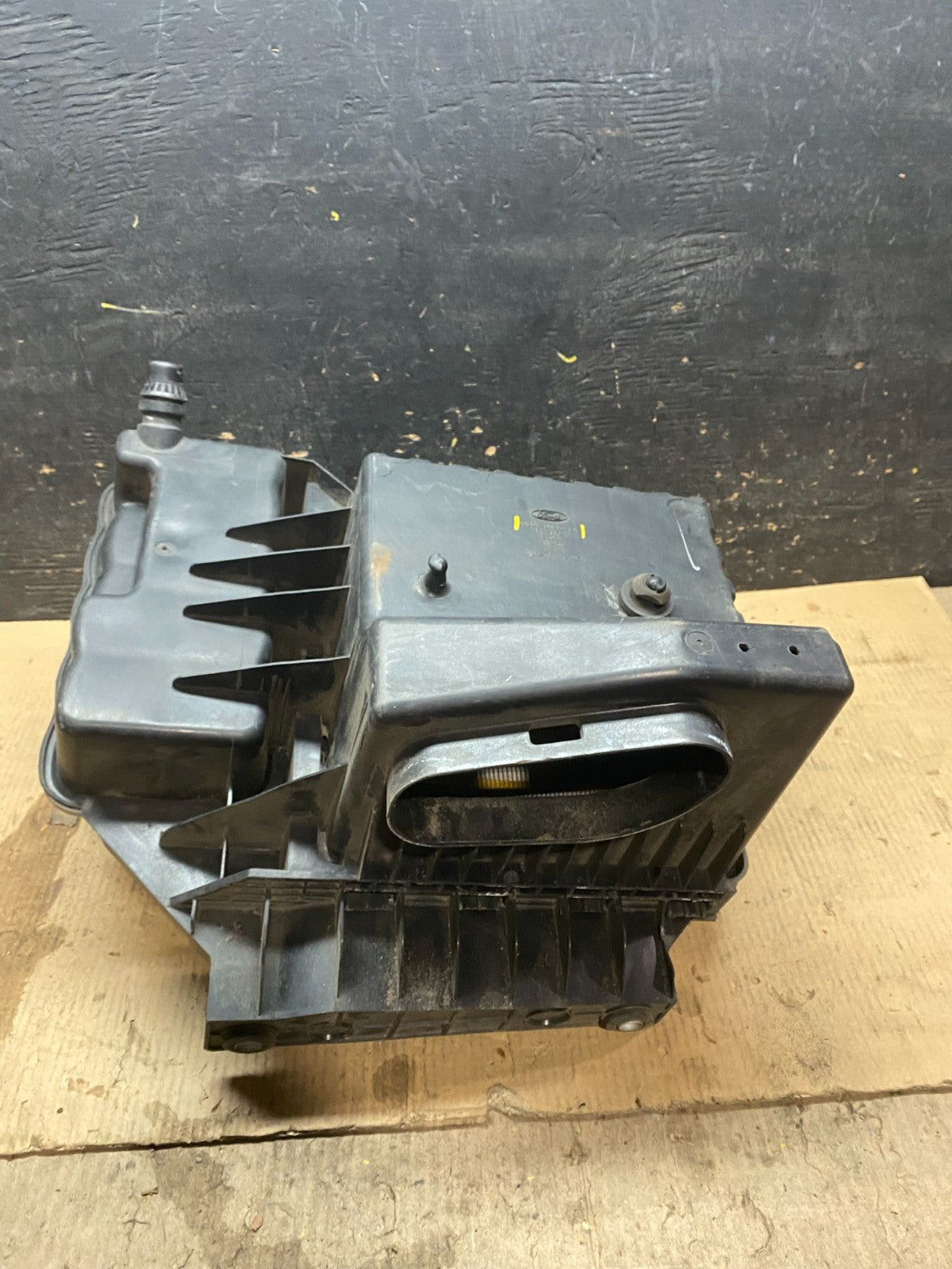 2011-2016 Ford F250 F350 Engine Coolant Reservoir Tank Air Cleaner Box X3175  DG7