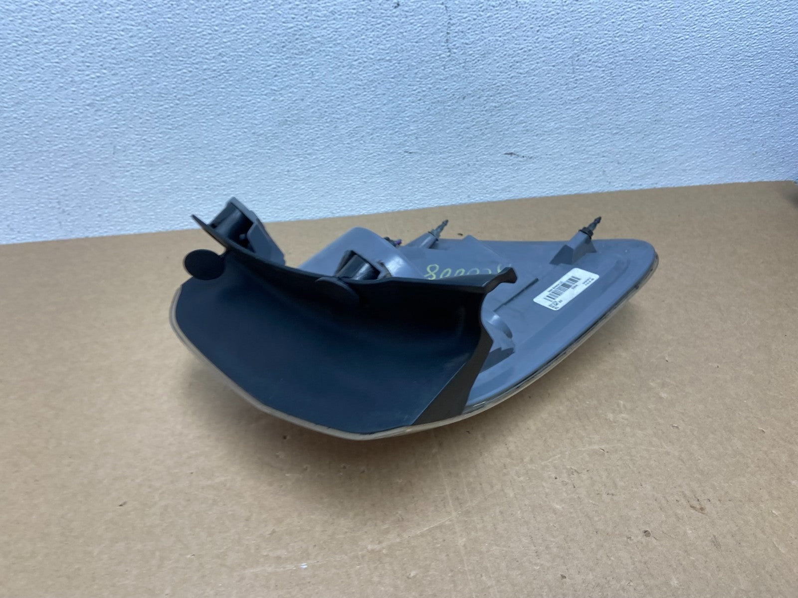 2007 to 2012 GMC Acadia Halogen Tail Light Right Passenger RH Side AC0008 DW4