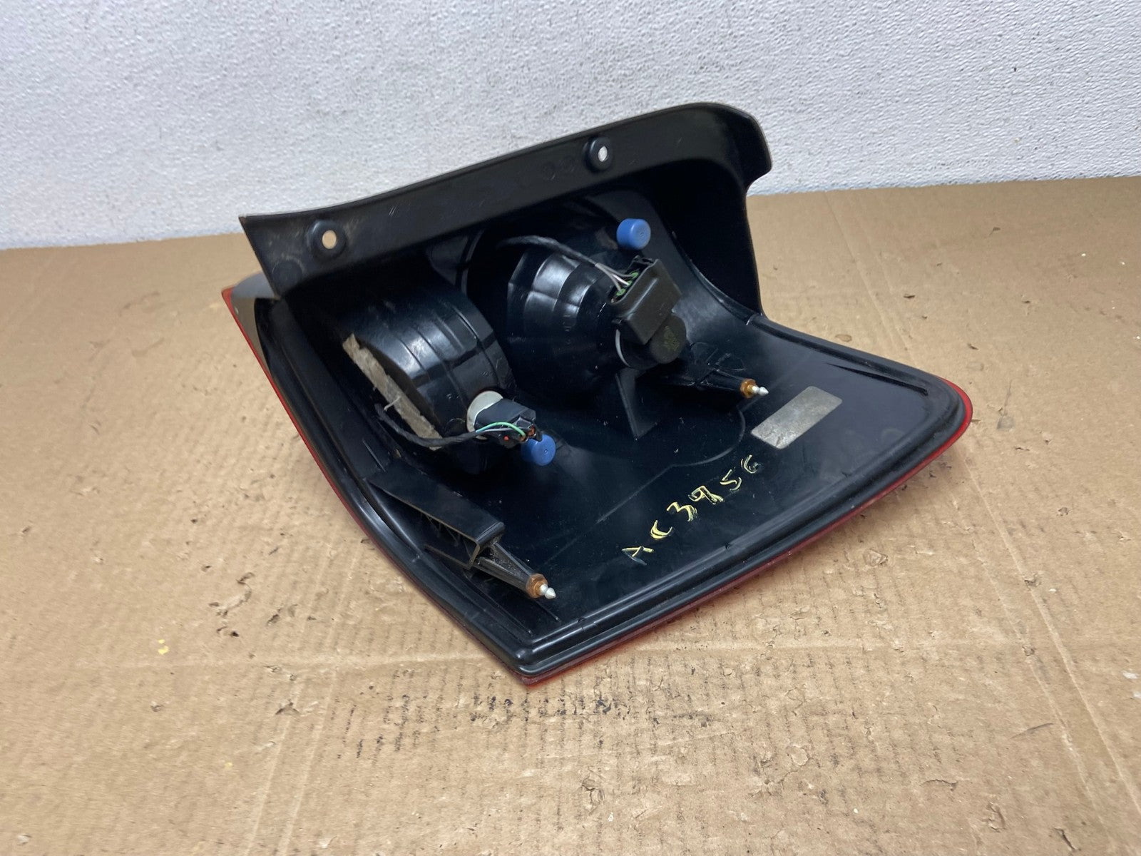 2008 2011 Mazda Tribute Left Driver Lh Side Tail Light AC3956 LK4