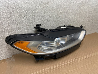 2013 to 2016 Ford Fusion Right Passenger Rh Side Headlight AB0975 DW2