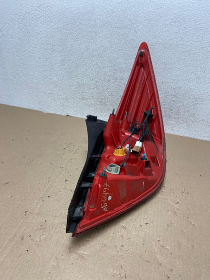 2007 - 2012 Nissan Versa Hatchback Left Driver Side Lh Tail Light AG6997 LK7