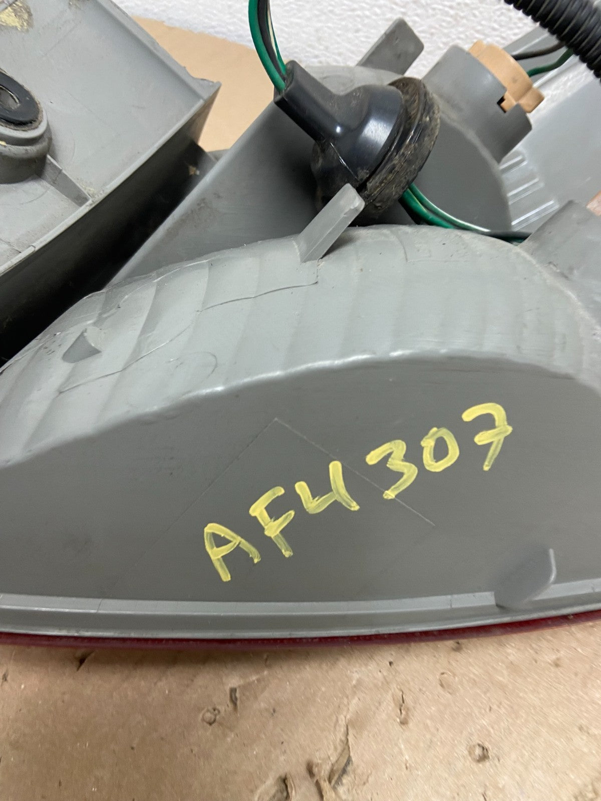 2008 to 2015 Nissan Rogue Left Driver Lh Side Tail Light AF4307 LK5