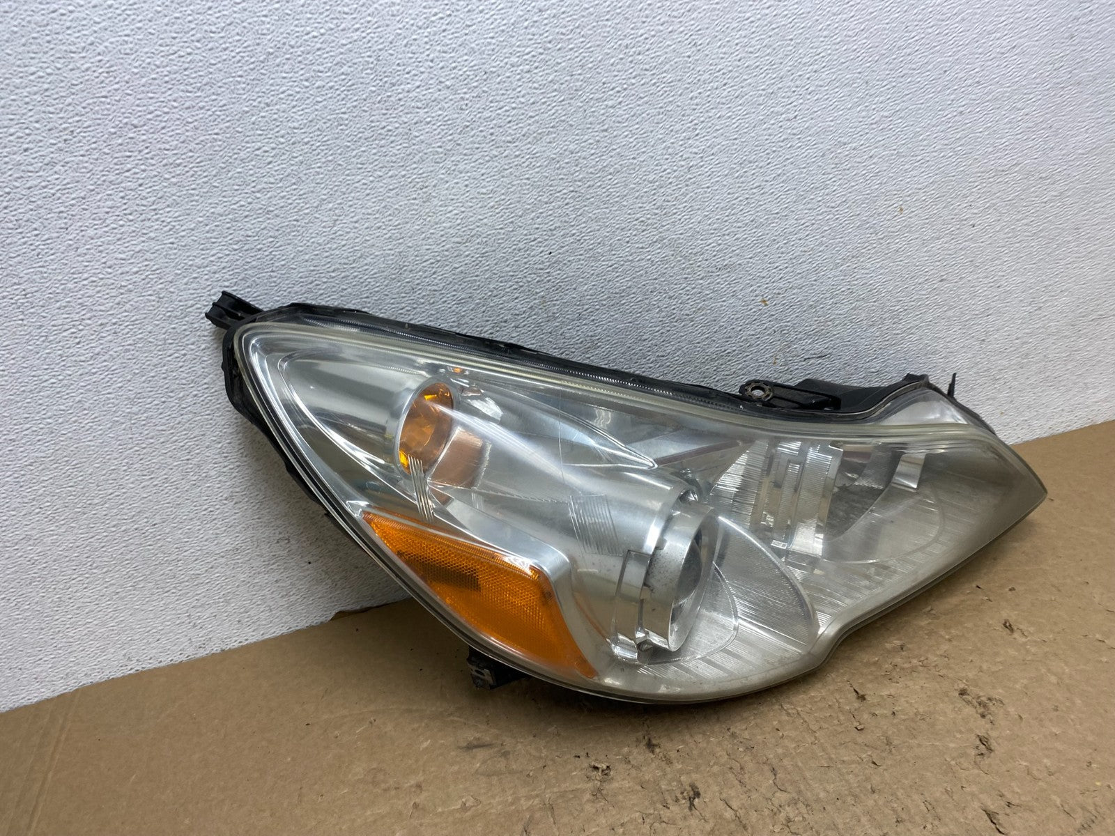 2010-2012 Subaru Legacy Outback Right Passenger Headlight AF8282 DW2