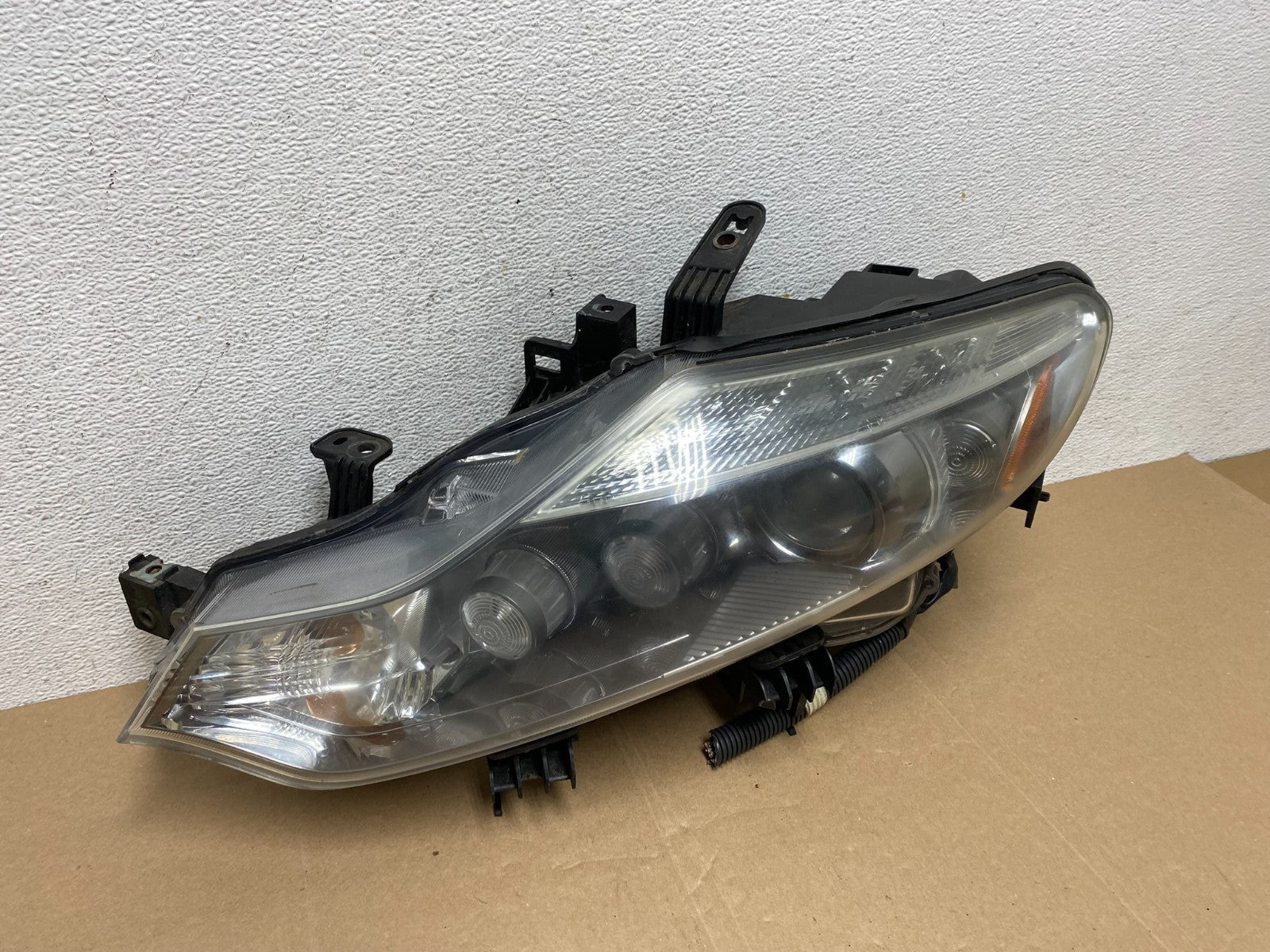 2011 to 2014 Nissan Murano Headlight Left Driver LH Side Xenon Hid AE4853 DW2