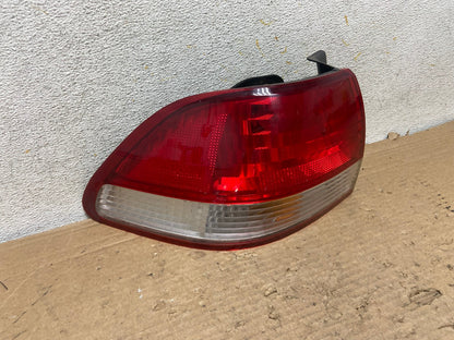 2001 to 2002 Honda Accord Sedan 4door Left Driver LH Tail Light AH9251 LK1