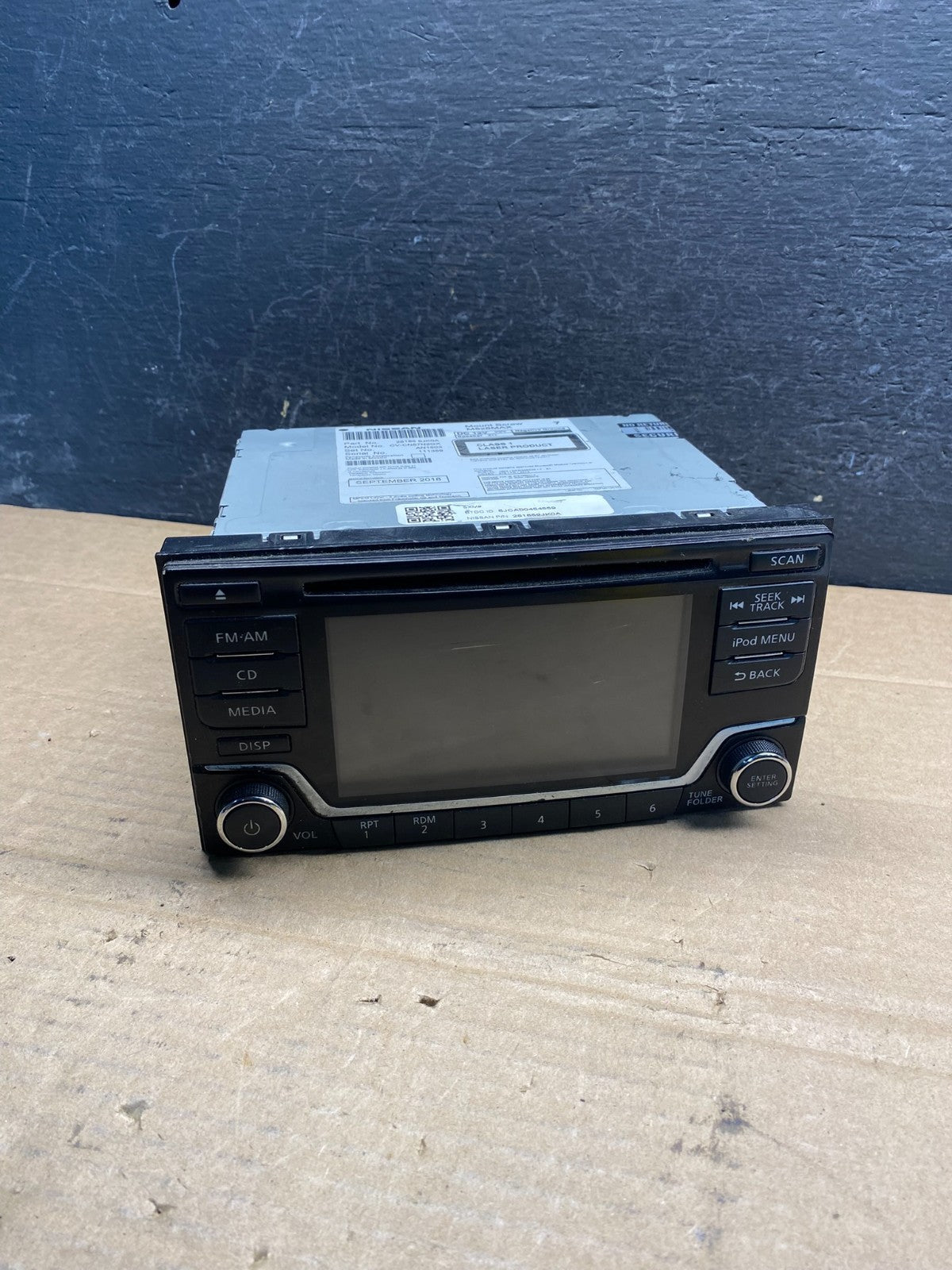 2018 Nissan NV1500 NV2500 Radio AM FM CD Player Screen Receiver AE8167DG0
