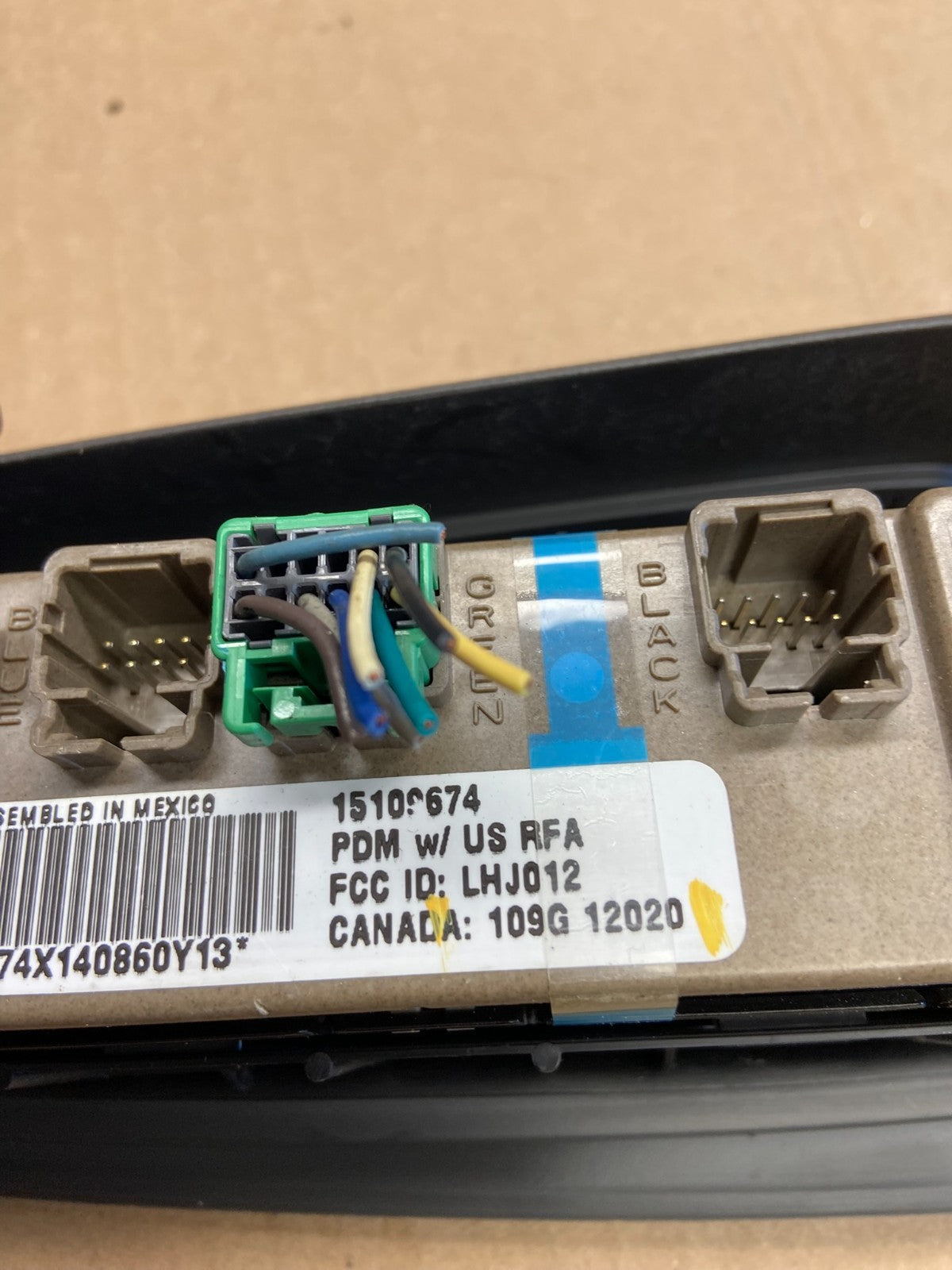 2003-2006 Chevrolet Silverado Right Passenger RH Window Switch AD2061 DG4