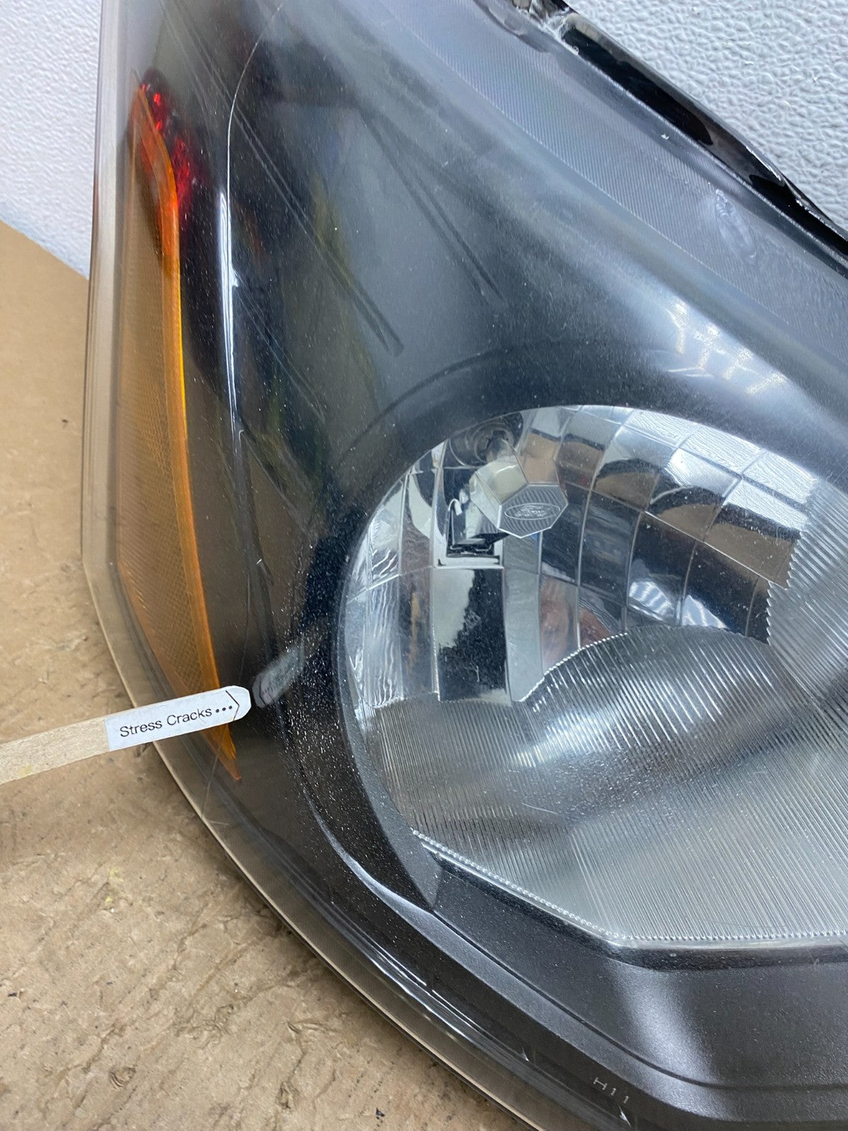 2015-2019 Ford Transit VAN Right Passenger Halogen Black Headlight AD8822 DW4