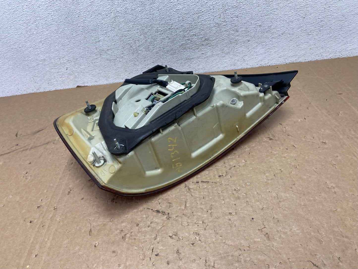 2006 2007 Infiniti M35 M35X M45 Right Passenger Side Tail Light AG1342 LK4