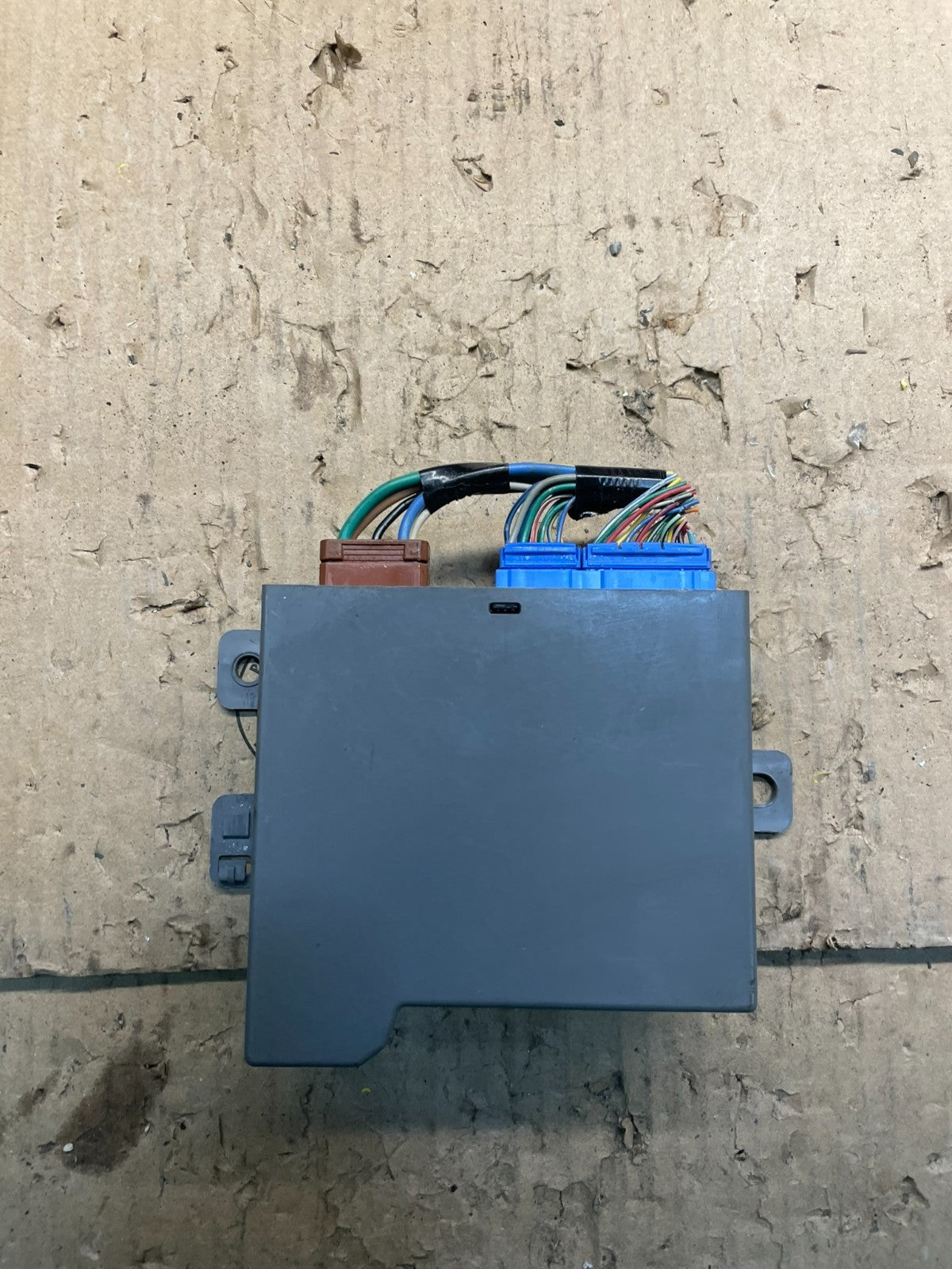 2008 - 2010 Honda Odyssey Rear Left Driver LH Sliding Door Module V8800 DG0