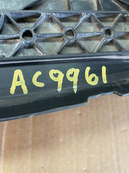 BMW 5 SER G30 G31 Bumper Air Flaps Front Lower 51137497285 AC99616