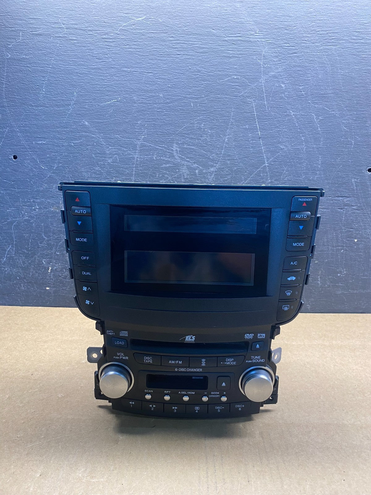 2004 2006 Acura TL CD Player Radio Climate Control AG7353 DG0