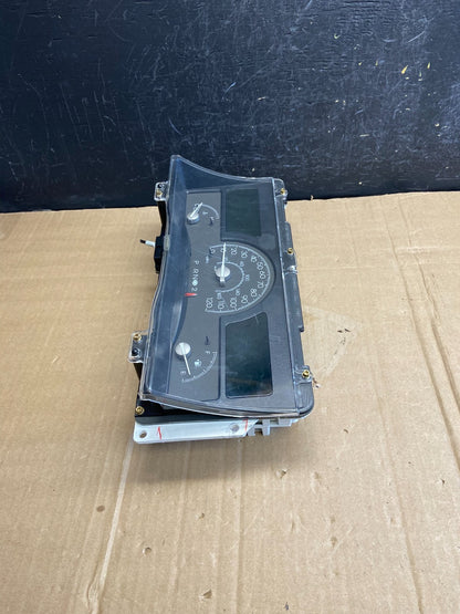 2003 and 2004 Lincoln Town Car Speedometer Gauge Cluster ad7072 DG2