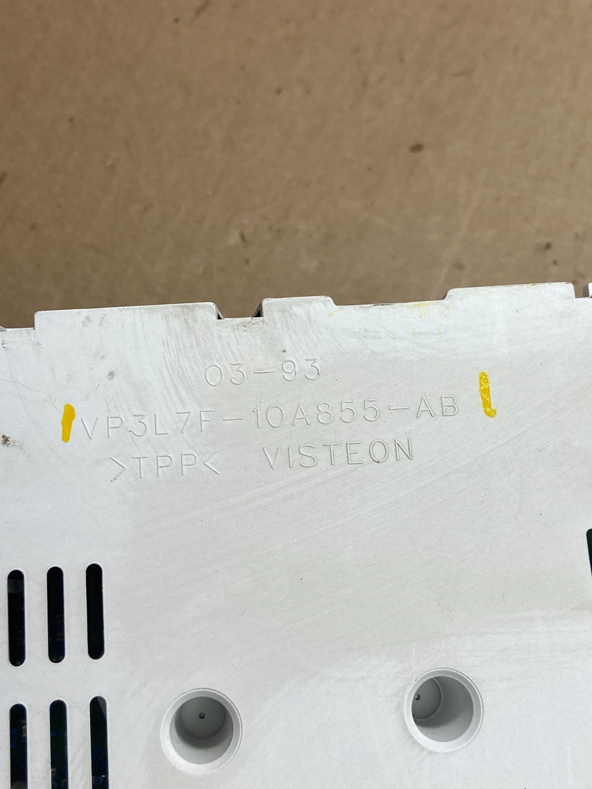 2004 to 2005 Lincoln Navigator Aviator Speedometer Gauge Cluster t9205 DG7