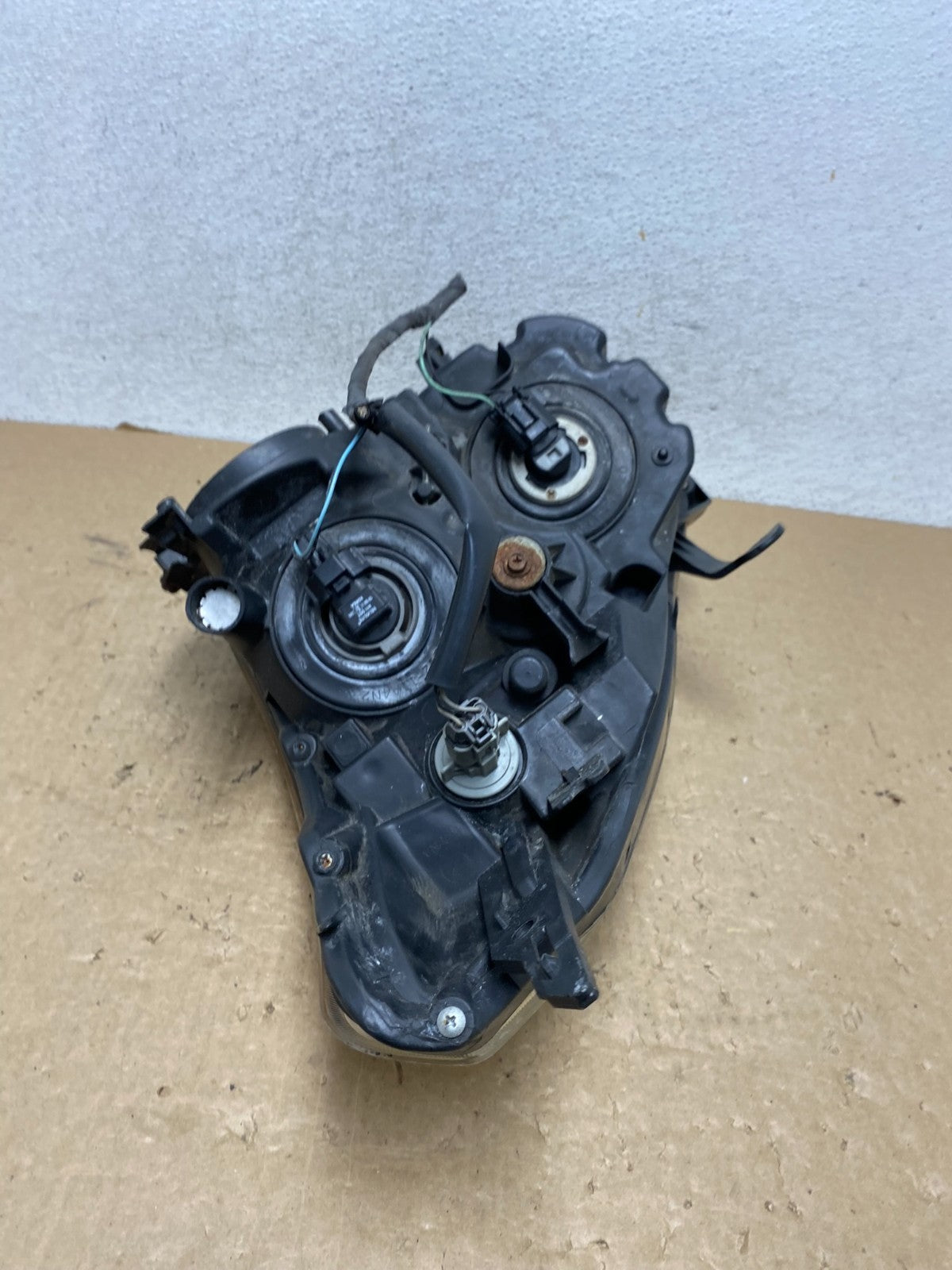 2009-2013 Nissan Rogue Right Passenger Halogen Headlight DEPO AF8095 DW6