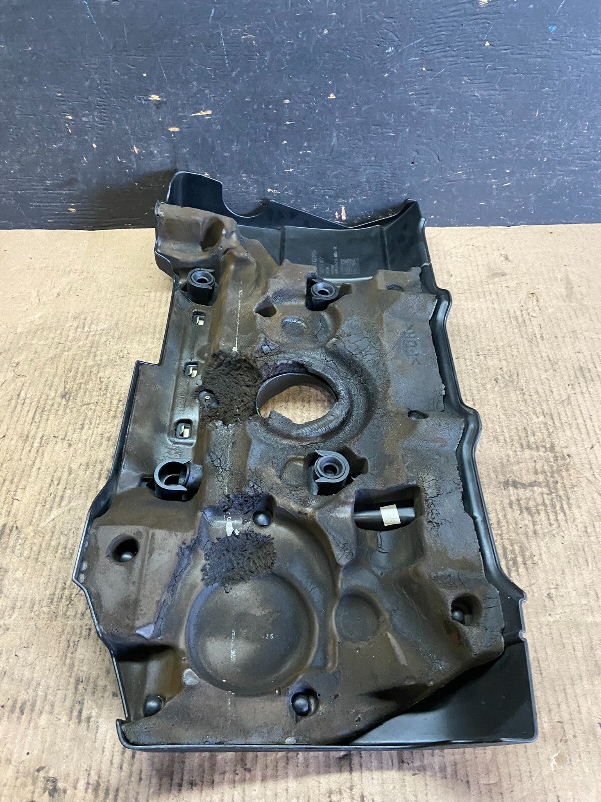 2007 to 2014 Volvo XC90 OEM 3.2L Upper Top Engine Motor Dust Cover Oem o0903 DG6