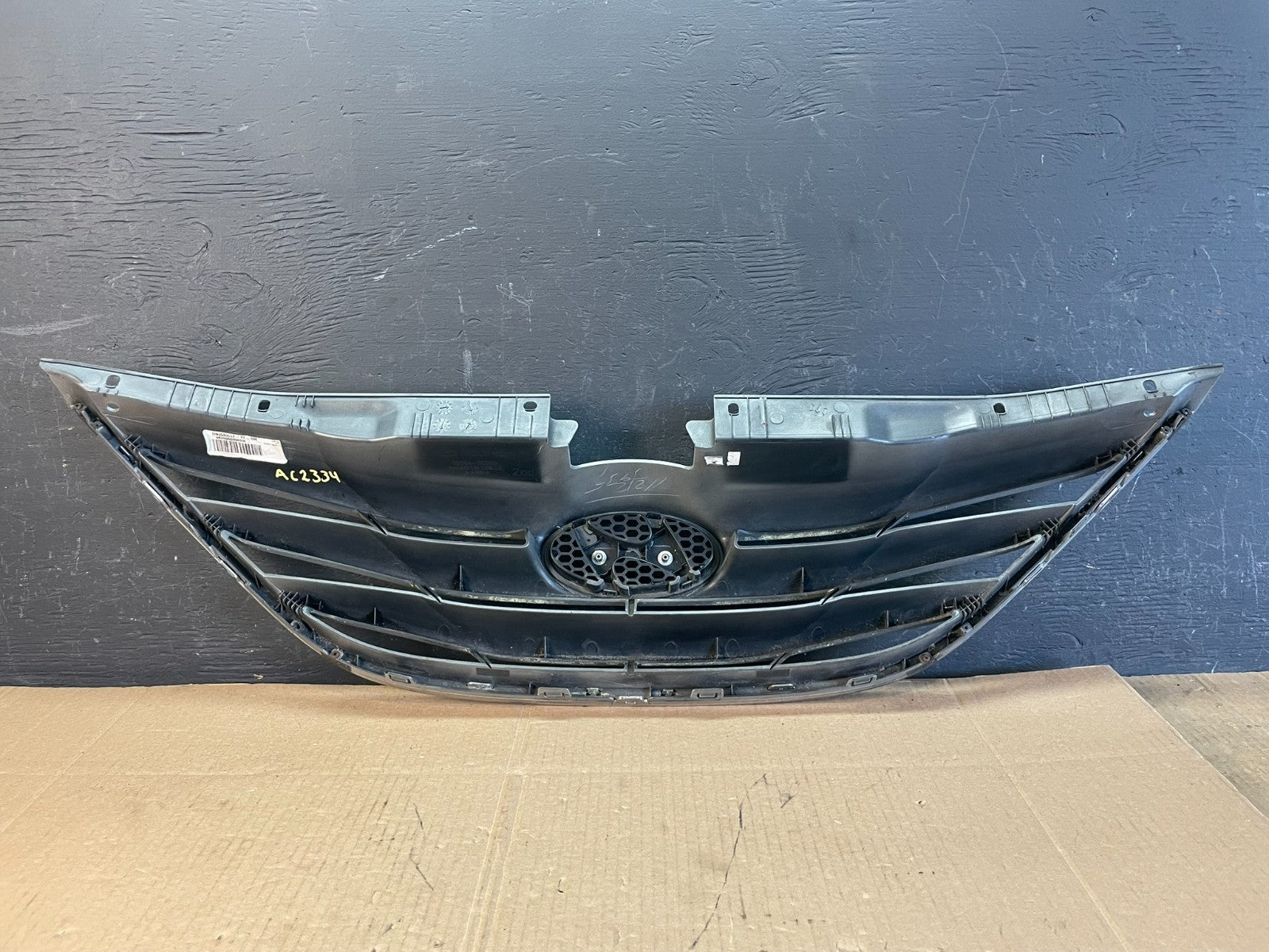 2011 to 2014 Hyundai Sonata Front Upper Grill Grille  Oem AC2334 DG6