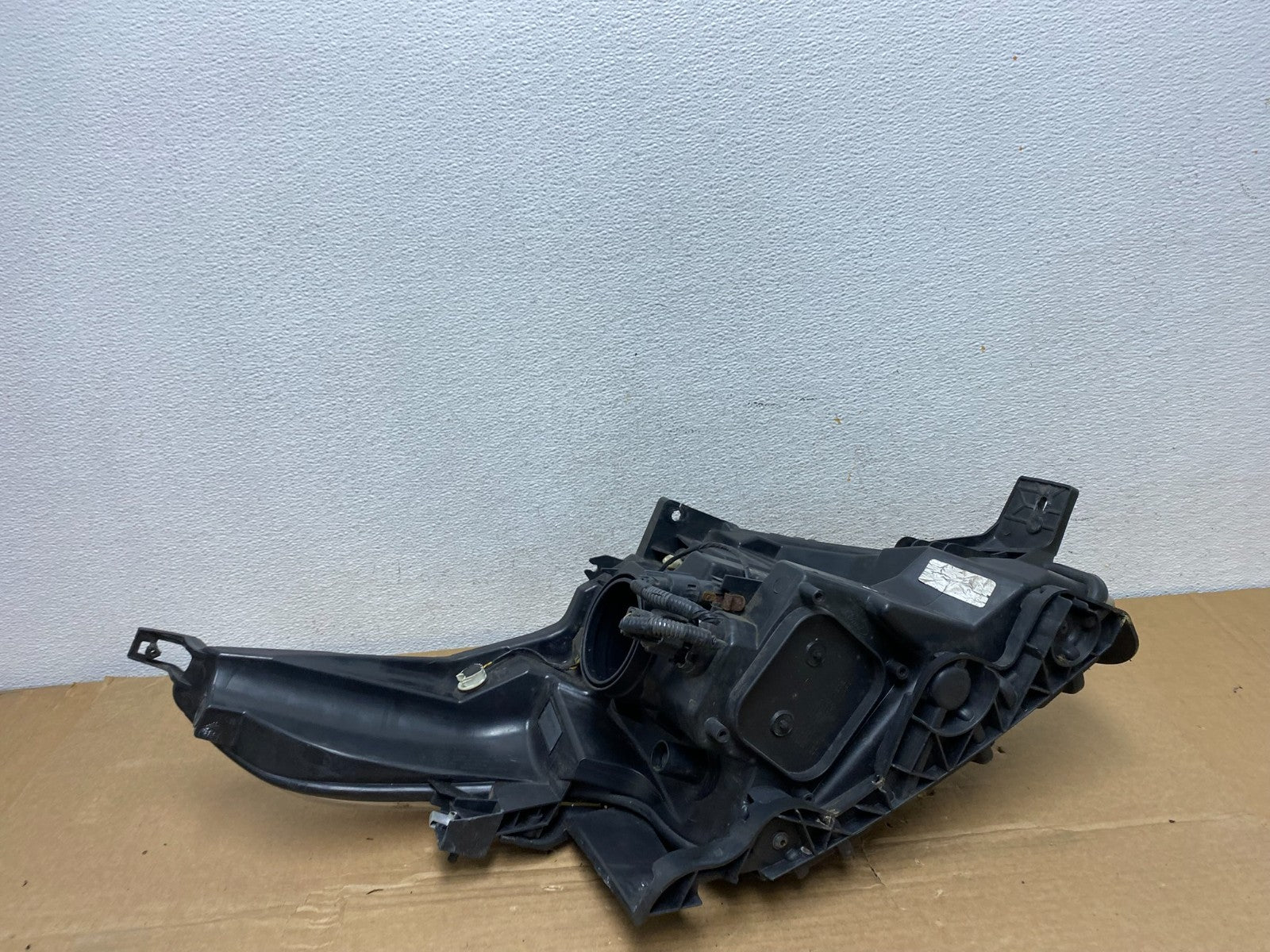 2011 to 2015 Ford Explorer Left Driver LH Halogen Headlight AD3823 DW7
