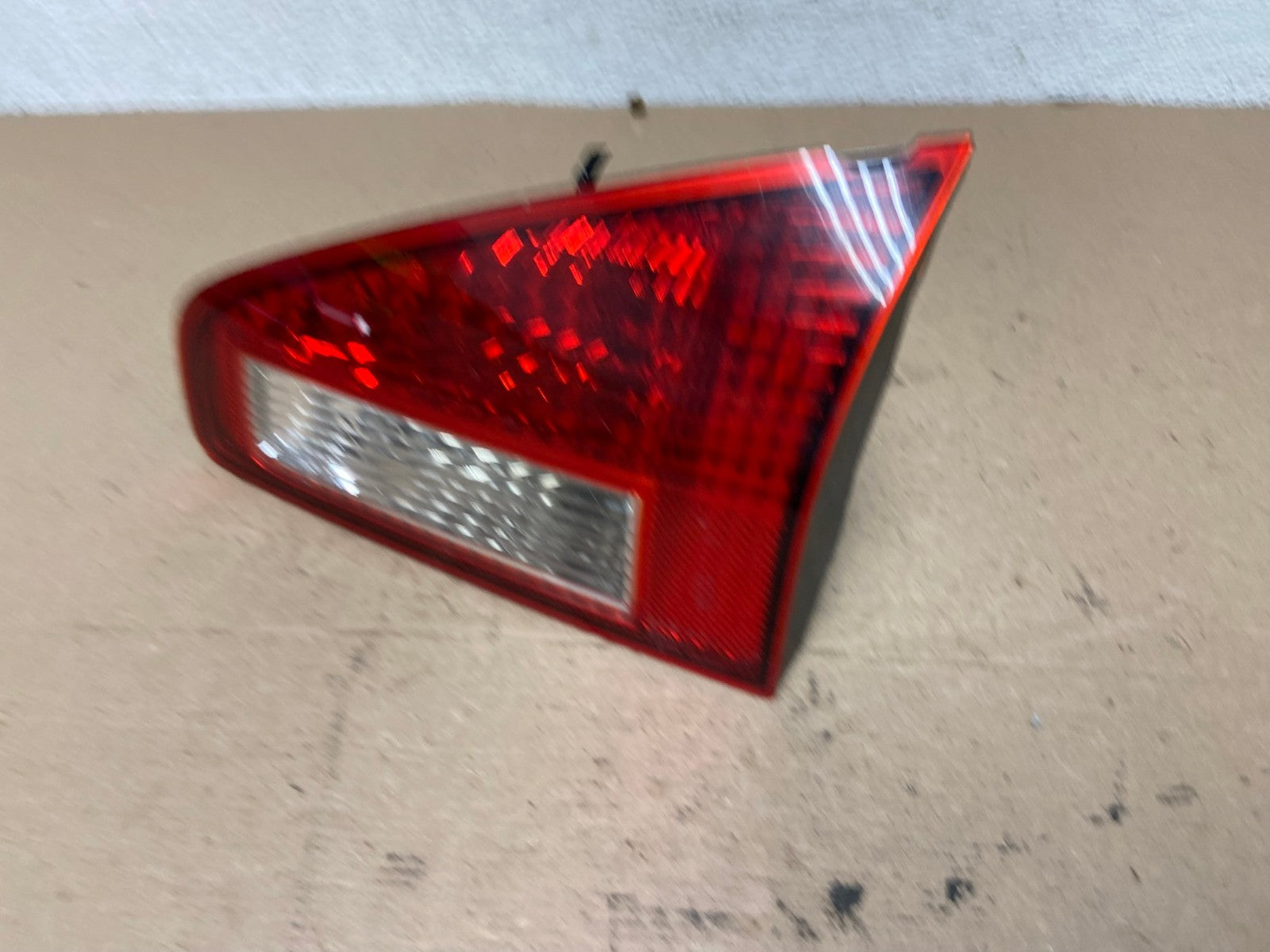 2008 to 2014 Subaru Tribeca Right Passenger RH Tail Light Inner AF4664 LK1