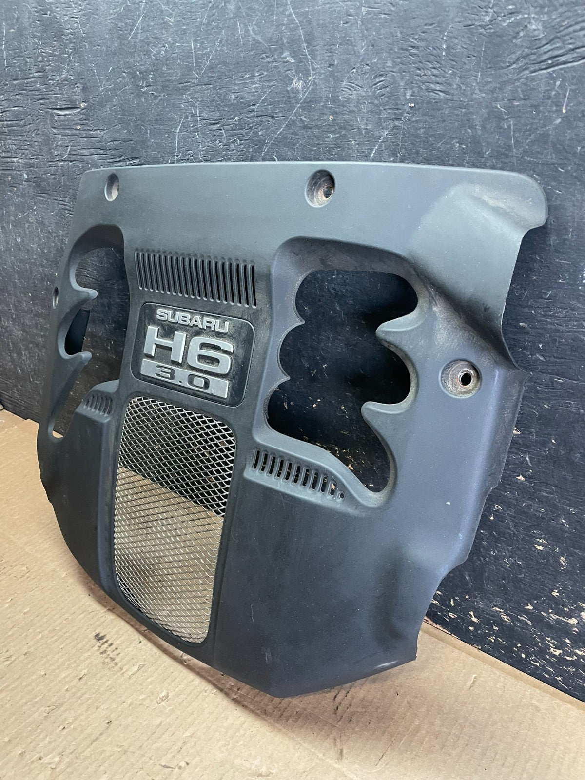 2000 to 2004 Subaru Legacy Outback 3.0L Engine Motor Cover aa6131 DG2