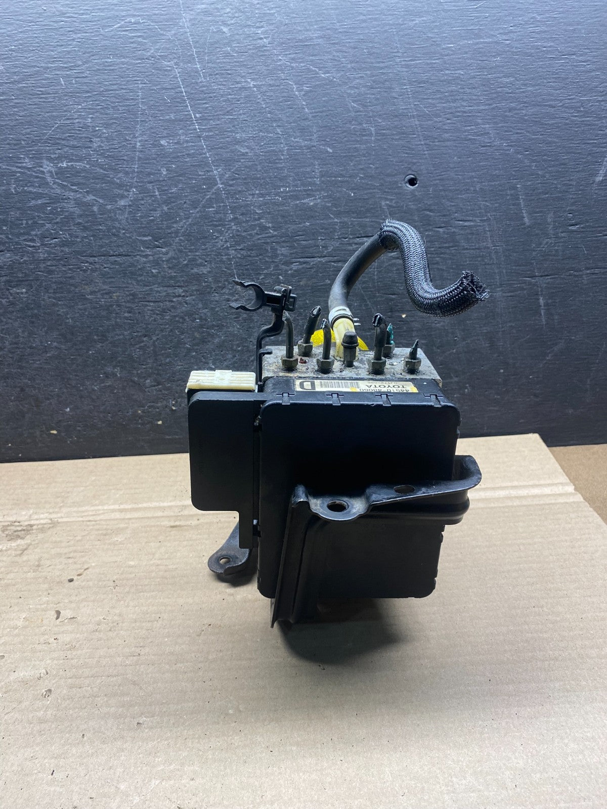 2006-2009 Toyota Highlander RX400h ABS Brake Pump Anti Lock Module AH7600 DG3