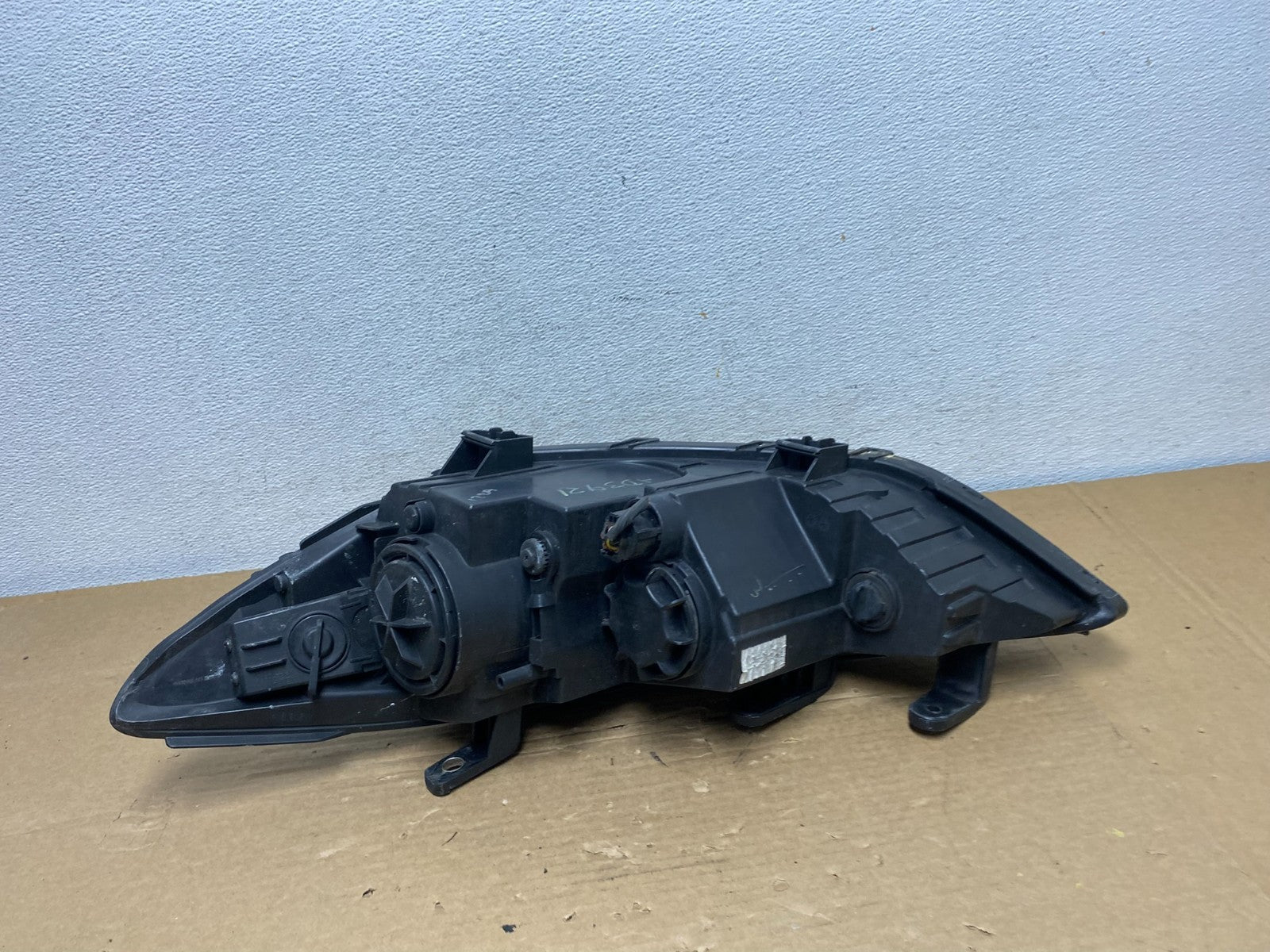 2017 - 2018 Hyundai Elantra Right Passenger RH Side Headlight AD3921 DW5