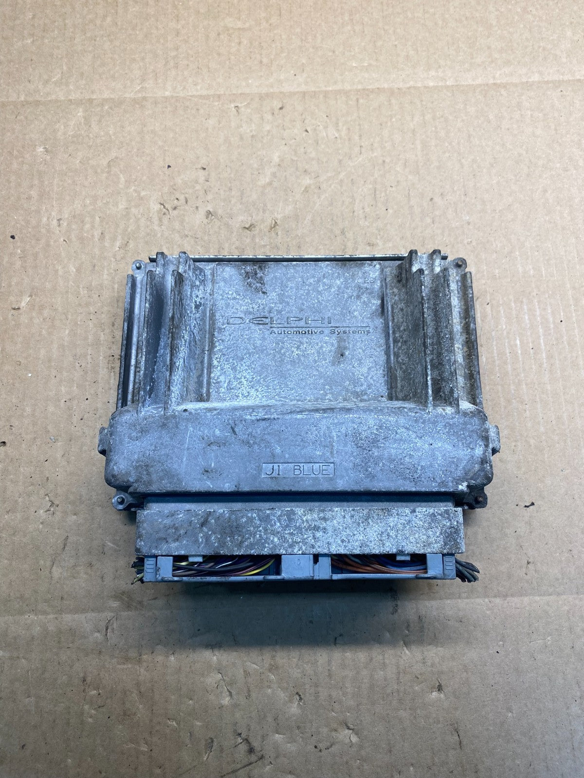 2003-2006 Chevrolet Tahoe Silverado Engine Control 12589463 ECM ECU AG9541 DW1