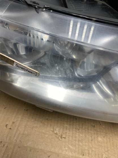 2011-2013 Jeep Grand Cherokee Right Passenger Halogen Headlight AC3842 DW3