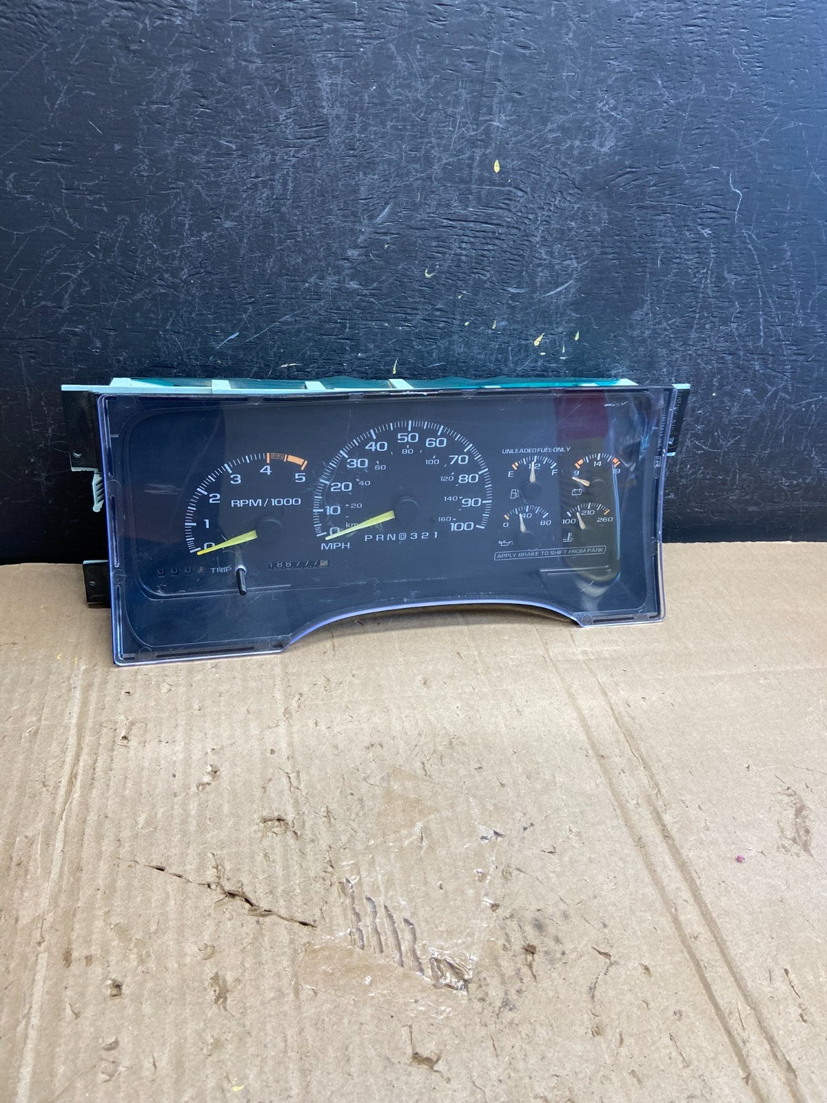 1995-1999 Silverado/Sierra/Yukon/Tahoe Speedometer Instrument Cluster AE1898 DG0