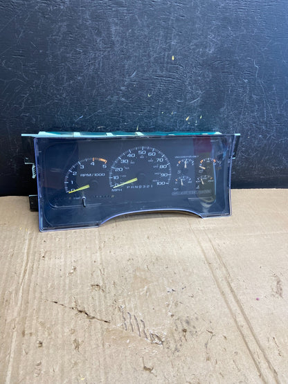 1995-1999 Silverado/Sierra/Yukon/Tahoe Speedometer Instrument Cluster AE1898 DG0