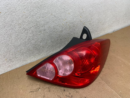 2007 - 2012 Nissan Versa Hatchback Right Passenger Side Tail Light AI9161 LK2