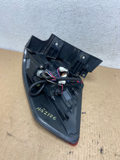 2017 - 2020 Nissan Rogue Outer Left Driver LH Side Tail Light AG2126 LK6