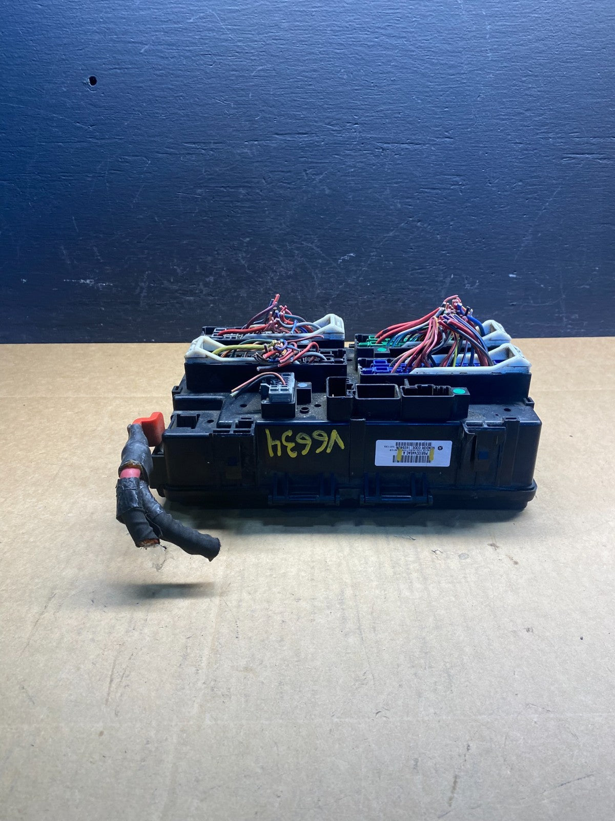 2011 2014 Dodge Durango Grand Cherokee  Fusebox Fuse Box Relay Module ac2751 DG2