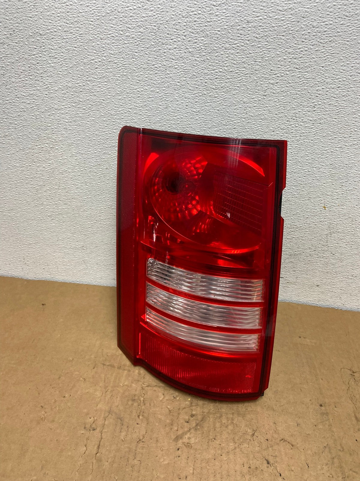 2008-2010 Chrysler Town and Country Left Driver Tail Light AD1335 LK0