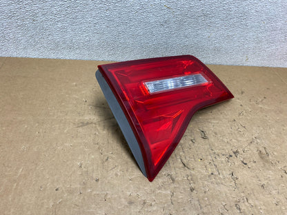 2007 2008 2009 Acura Mdx Left Driver Lh Side Inner Tail Light Oem V5807 DW2