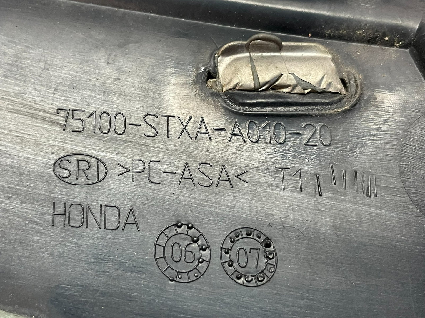 2007 2008 2009 Acura MDX Front Upper Grill Grille Emblem AG2833 DW4