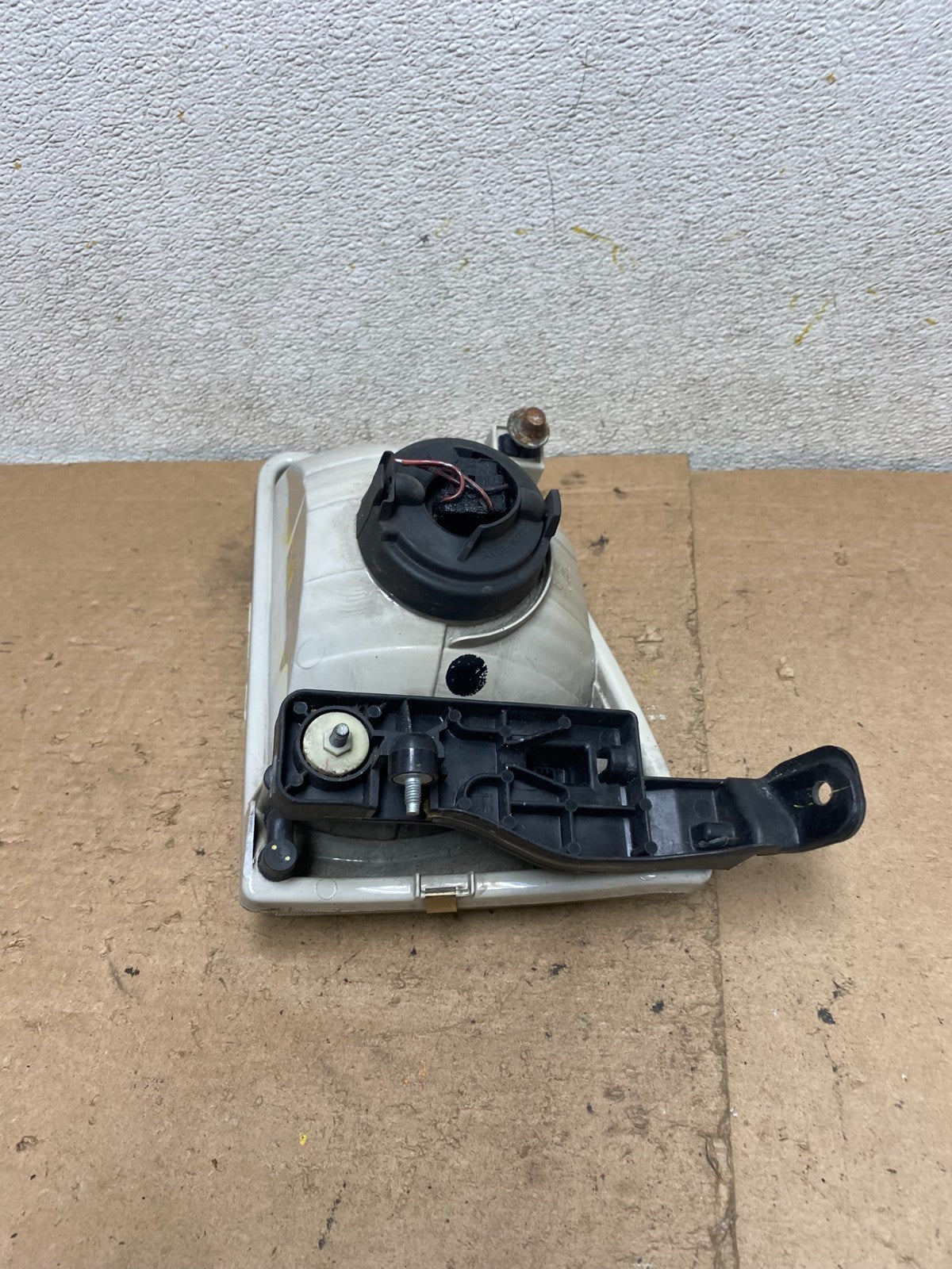 2001 2002 2003 Toyota Sienna Right Passenger Rh Side Headlight Halogen P9926 DW7