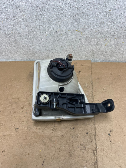 2001 2002 2003 Toyota Sienna Right Passenger Rh Side Headlight Halogen P9926 DW7