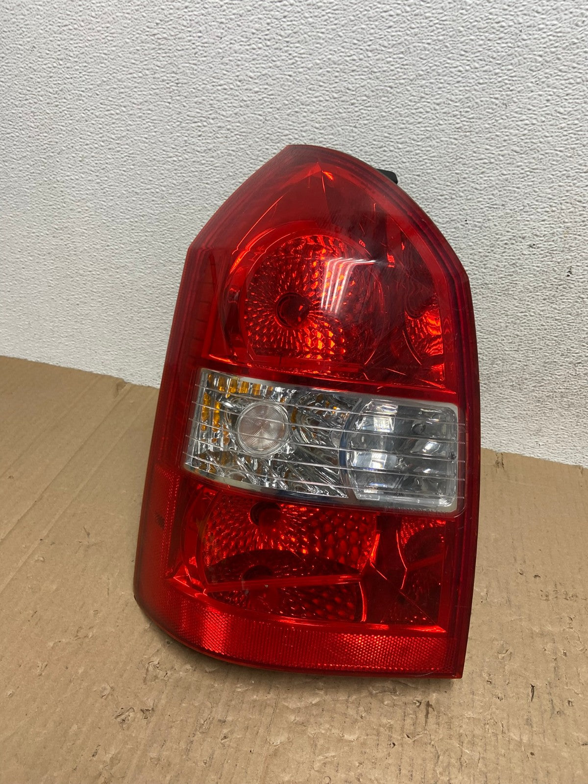 2005 to 2009 Hyundai Tucson Left Driver Lh Side Tail Light AE9054 LK0