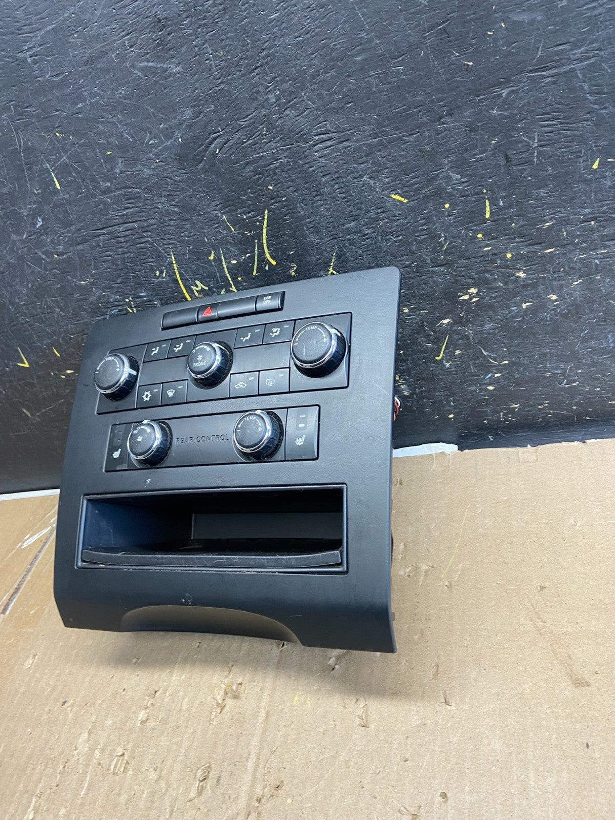 2009 2010 2011 Volkswagen Routan Ac Heater Climate Control p55111869ae ab2245 DG1