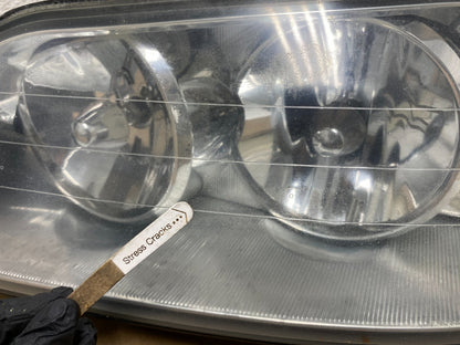2005 to 2011 Lincoln Town Car Left Driver LH Side Headlight AH8522 DW3
