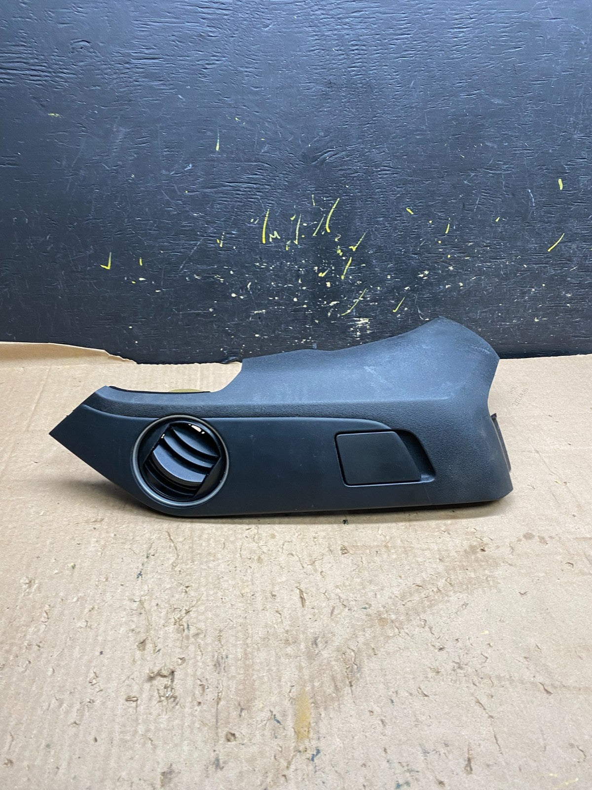 2009-2015 Honda Pilot Right Passenger Dash Vent Center Panel Bezel OEM Z1914  DG0