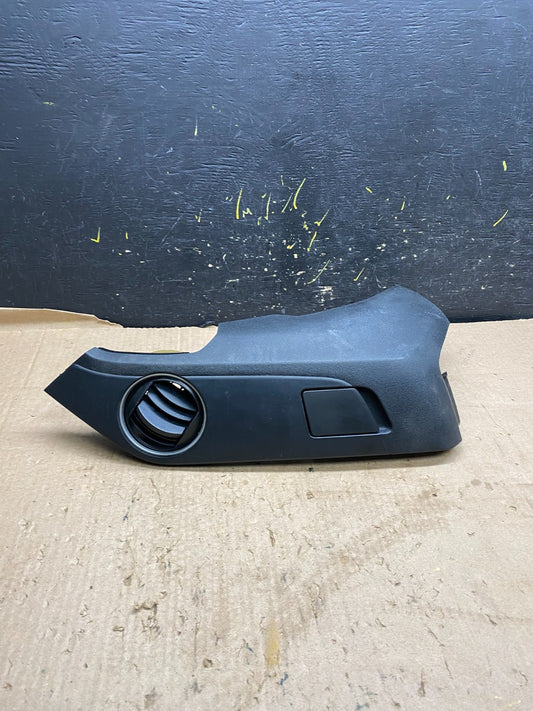 2009-2015 Honda Pilot Right Passenger Dash Vent Center Panel Bezel OEM Z1914  DG0