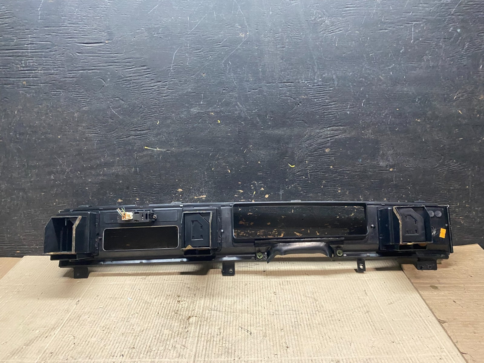 1992-1994 Mercury Grand Marquis Speedometer Cluster Dash Vent Bezel Trim X29273